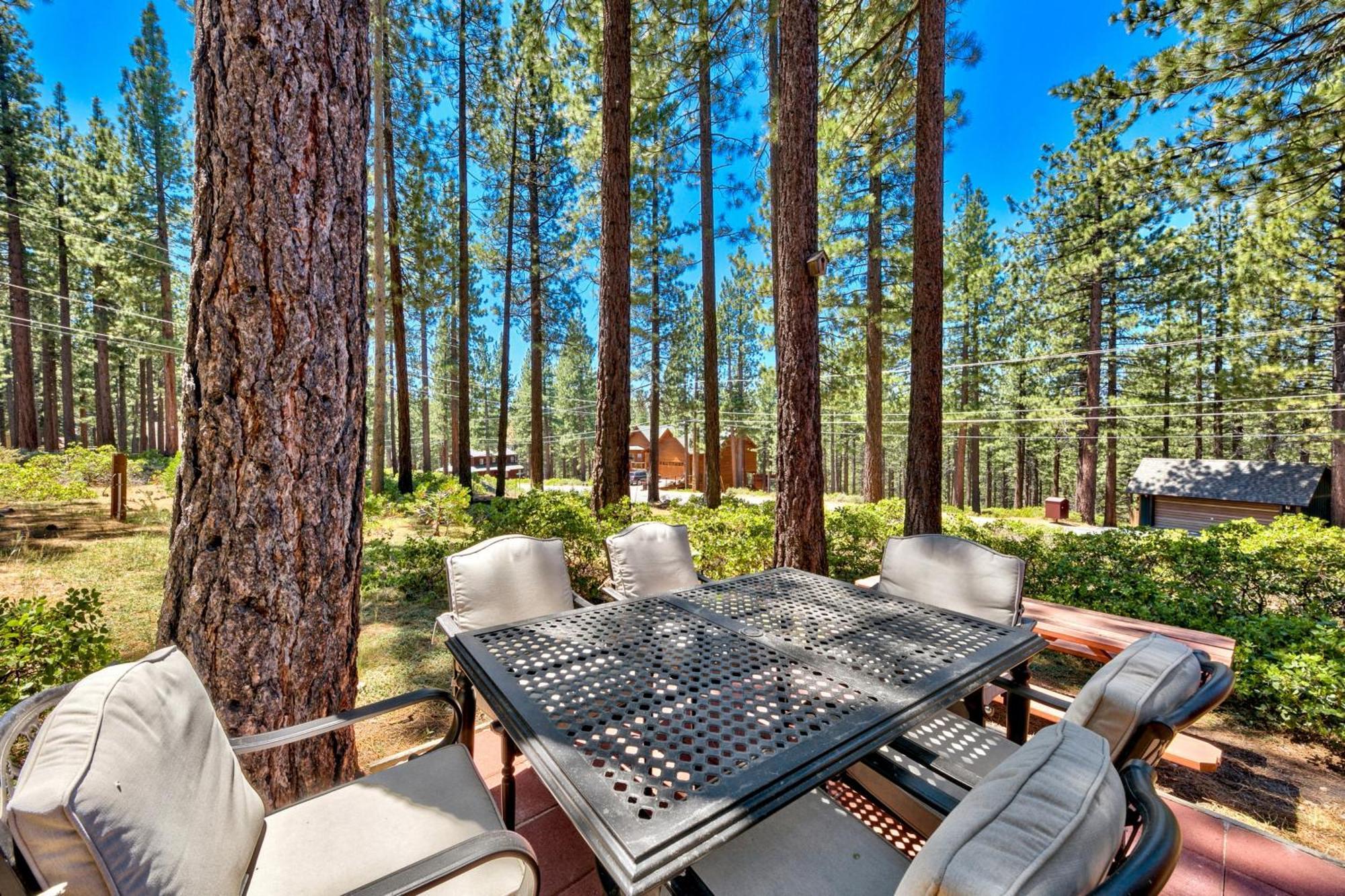 Family Hiker's Haven: Forested 3br Pets * South Lake Tahoe